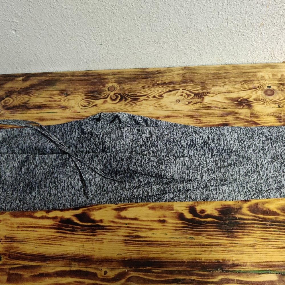 Clothes - Picture 3 of 16